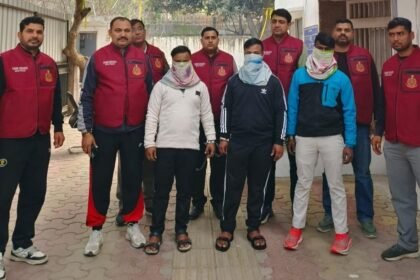 3-भाइयों-ने-दिल्ली-में-ली-थी-‘बादशाह’-की-जान,-पुलिस-ने-‘अकबर’-की-शिकायत-पर-बिहार-से-पकड़ा