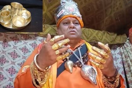 माघ-मेला:-सिर-से-लेकर-पैर-तक-सोने-से-लदे-गोल्डन-गूगल-बाबा,-4.5-लाख-रुपए-की-पहनते-थे-चप्पलें,-बर्तन-भी-चांदी-के