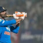 वनडे-में-6-साल-पहले-लगाया-था-अर्धशतक,-फिर-भी-टीम-इंडिया-में-खेल-रहा-है-ये-खिलाड़ी