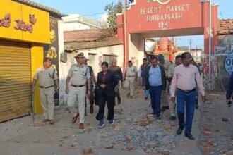 संदिग्ध-खाद्य-पदार्थ-मिलने-से-भिड़-गए-दो-समुदाय,-हिंसा-भड़कने-के-बाद-24-घंटे-इंटरनेट-बंद,-धारा-163-भी-लागू