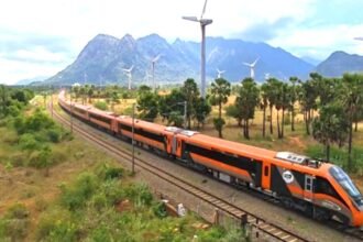 रेलवे-का-बड़ा-अपडेट:-वंदे-भारत-स्लीपर-और-अमृत-भारत-की-टिकट-कैंसिलेशन-नीति-बदली,-जानें-कितना-होगा-रिफंड