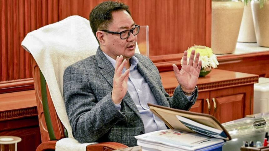 केंद्र-सरकार-ने-बुलाई-सभी-दलों-की-बैठक,-बजट-सत्र-से-पहले-27-जनवरी-को-होगी-मीटिंग