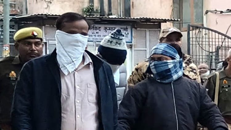 amu:-19-वर्ष-बाद-आया-फैसला,-अमुवि-छात्र-मुल्ला-साबित-की-हत्या-के-तीन-दोषियों-को-उम्रकैद,-तीनों-ही-पूर्व-छात्र