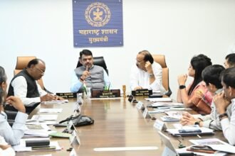 फडणवीस-सरकार-ने-लगाई-फैसलों-की-झड़ी,-इन-प्रोजेक्ट्स-को-दी-मंजूरी,-बैठक-में-नहीं-पहुंचे-शिंदे;-खाली-पड़ी-रही-कुर्सी