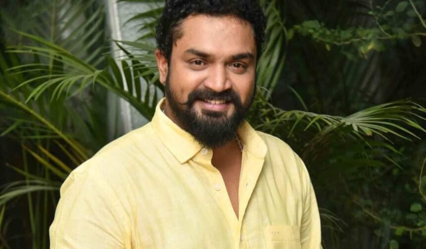 कन्नड़-एक्टर-मयूर-पटेल-पर-ड्रंक-ड्राइविंग-का-केस,-चार-गाड़ियां-हुई-डैमेज,-ये-है-पूरा-मामला