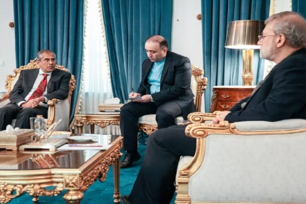 अमेरिका-से-जारी-तनाव-के-बीच-ईरान-के-टॉप-अधिकारी-पहुंचे-भारत,-डिप्टी-नेशनल-सिक्योरिटी-एडवाइजर-से-की-बातचीत