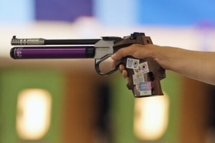 बांग्लादेश-का-दोहरा-चरित्र-आया-सामने,-क्रिकेट-को-लेकर-मचा-रहे-नौटंकी,-इस-टीम-को-भेजने-से-नहीं-लग-रहा-डर