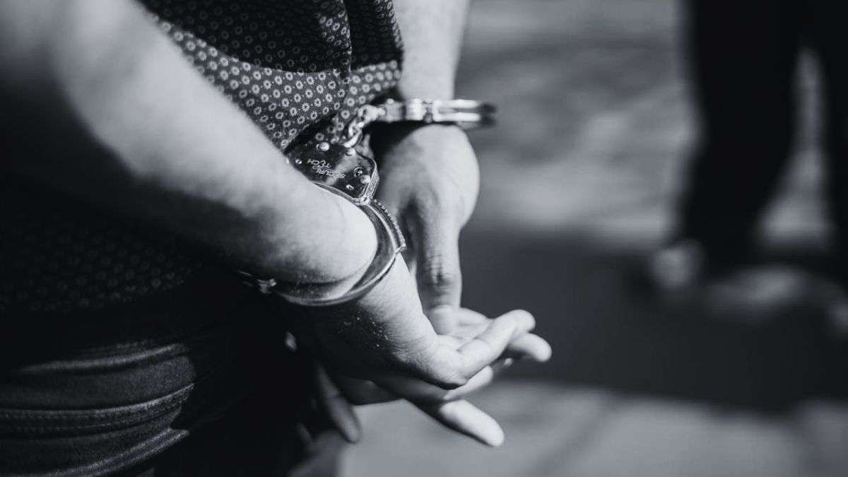 ‘मेरे-पास-बम-है’,-बेंगलुरु-एयरपोर्ट-पर-यात्री-ने-दी-धमकी,-पुलिस-ने-तुरंत-किया-गिरफ्तार