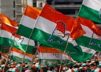 कांग्रेस-के-पार्षदों-को-बस-से-अगवा-करने-की-कोशिश!-आधा-दर्जन-लोगों-पर-हुआ-केस,-एक-गिरफ्तार