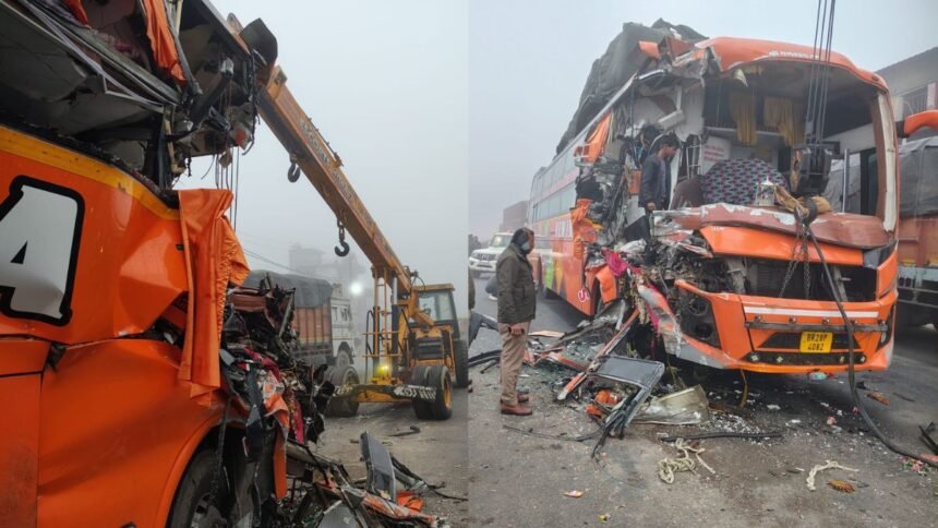 कानपुर-देहात-में-भीषण-सड़क-हादसा!-टक्कर-में-पिचक-गया-यात्रियों-से-भरी-बस-का-आगे-का-हिस्सा,-बुलानी-पड़ी-क्रेन