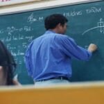 up:-कर्ज-में-डूबा-शिक्षक-हुआ-लापता,-अब-व्हाट्सएप-स्टेटस-पर-लिखा-कुछ-ऐसा;-कर्जदारों-के-उड़े-होश