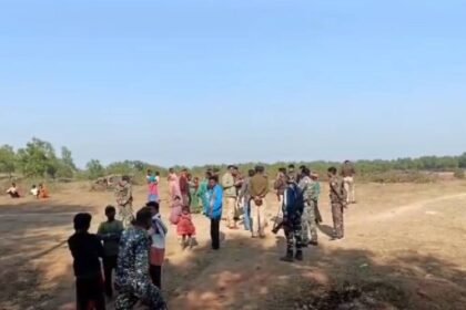 झारखंड-के-कोडरमा-में-एक-साथ-10-बच्चे-लापता,-मचा-हड़कंप,-पीड़ित-परिवारों-से-मिले-डीएसपी