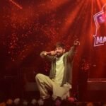 aligarh-exhibition:-मासूम-के-सुरों-की-शरारत-पर-बवाल,-टूटीं-कुर्सियां,-भीड़-काबू-करने-को-पुलिस-ने-लाठी-भांजी