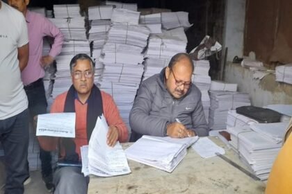 up-board-exam-2026:-नकल-पर-अकल-लगाना-नहीं-आसान,-उत्तर-पुस्तिकाओं-पर-अब-यूनिक-नंबर,-अलग-मुहर-से-होगी-पहचान