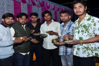 rajasthan-accident:-दौसा-में-डिवाइडर-से-टकराकर-उछली-कार,-ट्रक-से-जा-टकराई,-हादसे-में-छह-युवकों-की-दर्दनाक-मौत