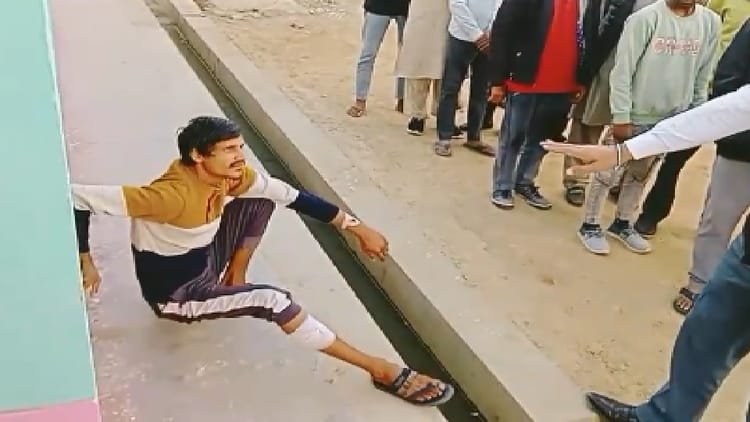 saharanpur:-‘पुलिस-ने-पैर-पर-कपड़ा-रखकर-मारी-गोली-‘,-जेल-में-मजिस्ट्रेट-को-बंदियों-ने-बताया-मुठभेड़-का-सच