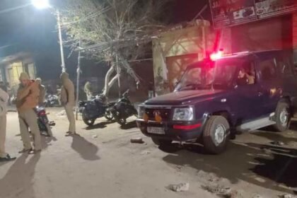 amroha:-कांवड़ियों-के-जत्थे-पर-पथराव,-चार-नामजद-समेत-29-पर-प्राथमिकी,-कोतवाली-में-हंगामे-के-बाद-तीन-गिरफ्तार