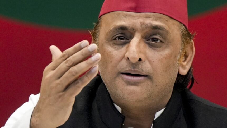 “100-विधायक-लाइए,-cm-बन-जाएं”,-अखिलेश-यादव-ने-फिर-दिया-ऑफर,-बोले-गोरखपुर-में-चल-रहा-है-गोरखधंधा