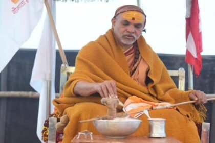 up:-‘यौन-शोषण-में-बड़े-नेता-और-vip-के-शामिल-होने-का-आरोप’,-शंकराचार्य-पर-एफआईआर-कराने-वाले-धर्मगुरु-का-दावा