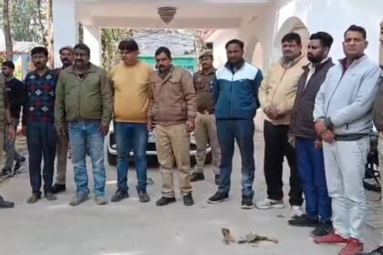 खुद-को-ट्रांसपोर्ट-का-अफसर-बताकर-हाईवे-पर-करते-थे-वसूली,-ऐसे-गिरफ्तार-हुआ-पूरा-गिरोह