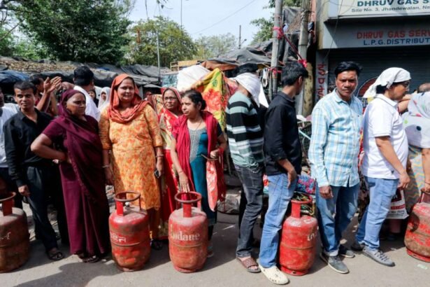 फर्जी-lpg-बुकिंग-स्कैम-बढ़ा-रहे-परेशानी,-फेक-लिंक-से-चोरी-हो-सकता-है-आपका-जरूरी-डेटा-ऐसे-बचें