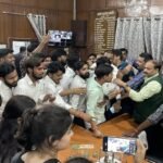 बरेली-कॉलेज-में-हाथापाई-का-मामला:-एबीवीपी-कार्यकर्ताओं-ने-बिगाड़ा-माहौल,-प्रोफेसर-ने-की-कार्रवाई-की-मांग