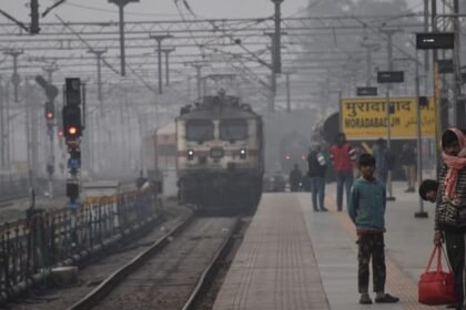 up:-रेलवे-स्टेशनों-के-पास-लगेंगे-एआई-सेंसर-कैमरे,-ट्रेनों-के-हर-जोड़-का-होगा-एक्सरे,-सुरक्षित-होगा-संचालन