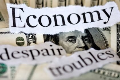 us-economy:-सुपरपावर-पर-संकट-के-बादल!-क्या-युद्ध-का-बोझ-अमेरिका-की-अर्थव्यवस्था-को-तोड़-देगा?