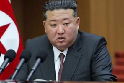 ईरान-और-अमेरिका-के-बीच-सीजफायर-होते-ही-किम-जोंग-ने-दाग-दी-मिसाइल,-दक्षिण-कोरिया-में-मचा-हड़कंप