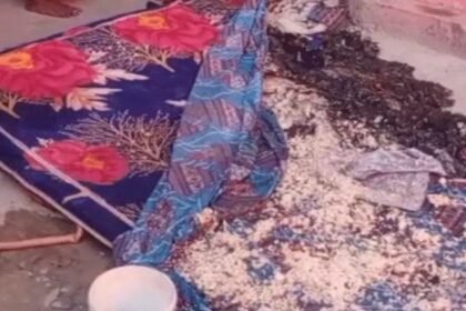 घर-बनाने-के-लिए-लिया-18-लाख-का-लोन,-पैर-टूटा-तो-नहीं-भर-पा-रहा-था-किस्त,-नोटिस-देख-पत्नी-ने-किया-कांड