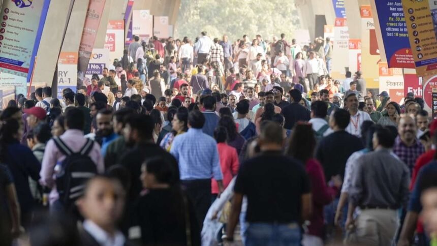 जनगणना-2027-को-लेकर-आया-नया-अपडेट,-जानें-पहले-चरण-में-कितने-परिवारों-ने-उठाया-स्व-गणना-का-लाभ