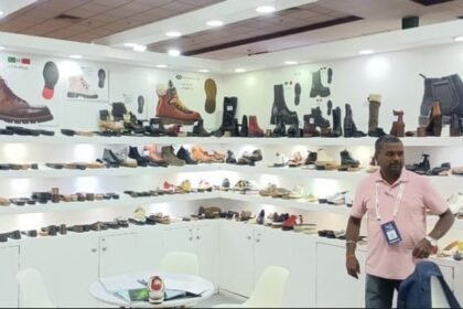 up:-युद्ध-रुका-पर-संकट-बरकरार,-जूतों-के-कंटेनर-अटके,-करोड़ों-के-नुकसान-की-कगार-पर-कारोबारी