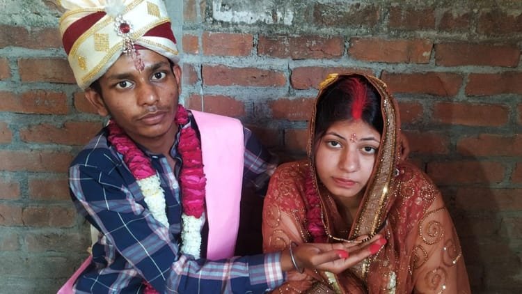 इश्क-में-बदला-मजहब:-बरेली-में-मुस्कान-खान-ने-अपनाया-हिंदू-धर्म,-प्रेमी-से-रचाया-विवाह,-राधा-कृष्ण-की-हैं-भक्त