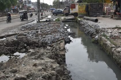 up:-चार-माह-में-भी-नहीं-बदले-मुरादाबाद-मंडल-के-हालात,-विकास-के-मोर्चे-पर-फिर-फेल,-सीएम-डैशबोर्ड-रैंकिग-जारी