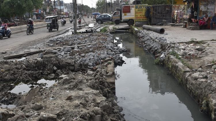 up:-चार-माह-में-भी-नहीं-बदले-मुरादाबाद-मंडल-के-हालात,-विकास-के-मोर्चे-पर-फिर-फेल,-सीएम-डैशबोर्ड-रैंकिग-जारी