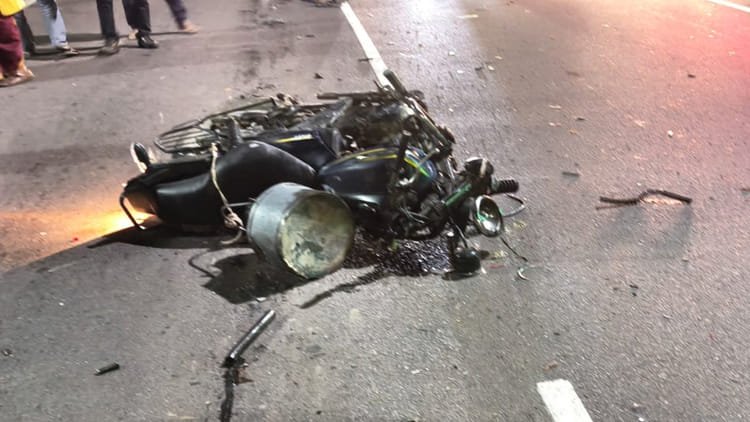 kanpur:-अज्ञात-वाहन-की-टक्कर-से-बाइक-सवार-युवक-की-मौत,-पुलिस-ने-शव-का-पोस्टमार्टम-कराया