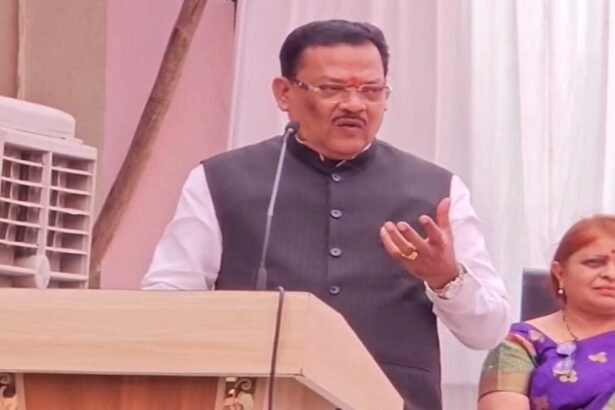 महाराष्ट्र:-‘ये-बिल्डिंग-भूतिया-है,-यहां-आत्माएं-मंडराती-हैं’,-मंत्री-संजय-शिरसाट-ने-दिया-अजीबोगरीब-बयान