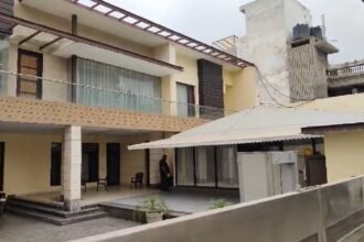 पंजाबः-कैबिनेट-मंत्री-संजीव-अरोड़ा-पर-ईडी-का-बड़ा-एक्शन,-घर-दफ्तर-समेत-13-जगहों-पर-छापेमारी;-करीबियों-पर-भी-कार्रवाई