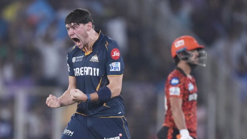 srh-की-टीम-में-हुई-धाकड़-गेंदबाज-की-एंट्री,-रफ्तार-से-बरपाता-है-कहर,-mi-और-gt-के-लिए-खेल-चुका-है-मैच