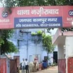 kanpur:-बीच-सड़क-खड़ी-कार-हटाने-को-कहा,-तो-सिपाही-को-सरेराह-पीटा-और-फाड़-दी-वर्दी,-आरोपी-चालक-के-खिलाफ-एफआईआर