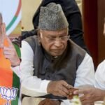 ‘राहुल-बाबा-के-असर-से-खरगे-जी-की-भाषा-बिगड़-गई’,-अमित-शाह-ने-बंगाल-में-कांग्रेस-पर-साधा-निशाना