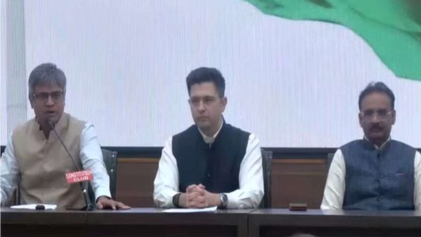 aap-संसदीय-दल-में-टूट!-राघव-चड्ढा-ने-छोड़ी-पार्टी,-बोले-हमारे-साथ-पार्टी-के-दो-तिहाई-से-ज्यादा-सांसद