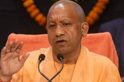 up-news:-शिक्षामित्रों-के-बढ़े-हुए-मानदेय-के-लिए-250-करोड़-जारी,-1.43-लाख-से-अधिक-को-बढ़कर-मिलेगा-वेतन