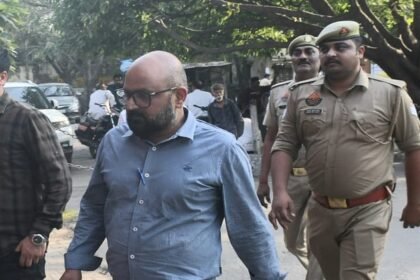 meerut:-14-करोड़-की-जीएसटी-चोरी,-गुटखा-कारोबारी-भेजा-जेल,-दो-कंपनियों-के-जरिये-बिना-टैक्स-दिए-चल-रहा-था-धंधा