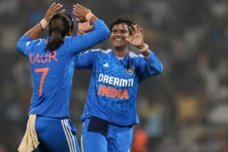 दीप्ति-शर्मा-का-बड़ा-कारनामा,-पांच-विकेट-हॉल-लेकर-दिग्गजों-की-लिस्ट-में-शामिल-करवाया-अपना-नाम