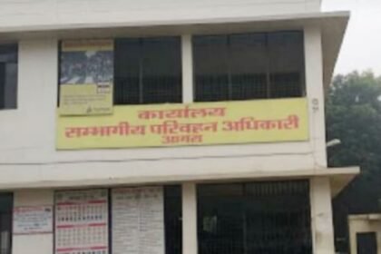 आगरा-वालों-सावधान:-सड़कों-पर-दौड़-रहे-हैं-1.50-लाख-अनफिट-वाहन,-हादसों-को-दे-रहे-न्योता;-सो-रहा-परिवहन-विभाग