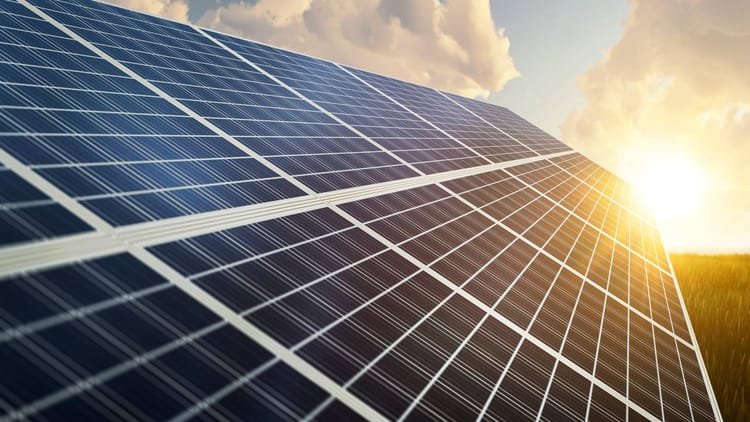 lucknow:-छतों-पर-धूप-से-पक-रही-कुल-मांग-की-20-फीसदी-बिजली,-बिल-की-चिंता-करने-वाले-अब-खुद-कर-रहे-उत्पादन