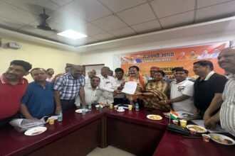 agra:-व्यापारियों-को-बड़ी-राहत,-ट्रेड-लाइसेंस-शुल्क-खत्म-करने-की-प्रक्रिया-शुरू;-मेयर-ने-की-घोषणा