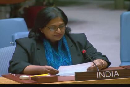 भारत-ने-स्ट्रेट-ऑफ-होर्मुज-में-कमर्शियल-जहाजों-पर-हुए-हमलों-को-बताया-बहुत-बुरा,-जानें-और-क्या-कहा