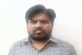 ऐसा-शातिर-ठग:-50-हजार-का-इनाम,-सैकड़ों-लोग-पड़े-थे-पीछे,-दो-राज्यों-की-stf-लगी;-तब-हो-सका-गिरफ्तार
